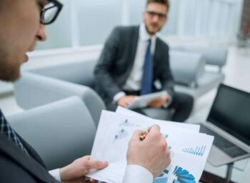 Wirtschaft Ausbildungen am DeLSt